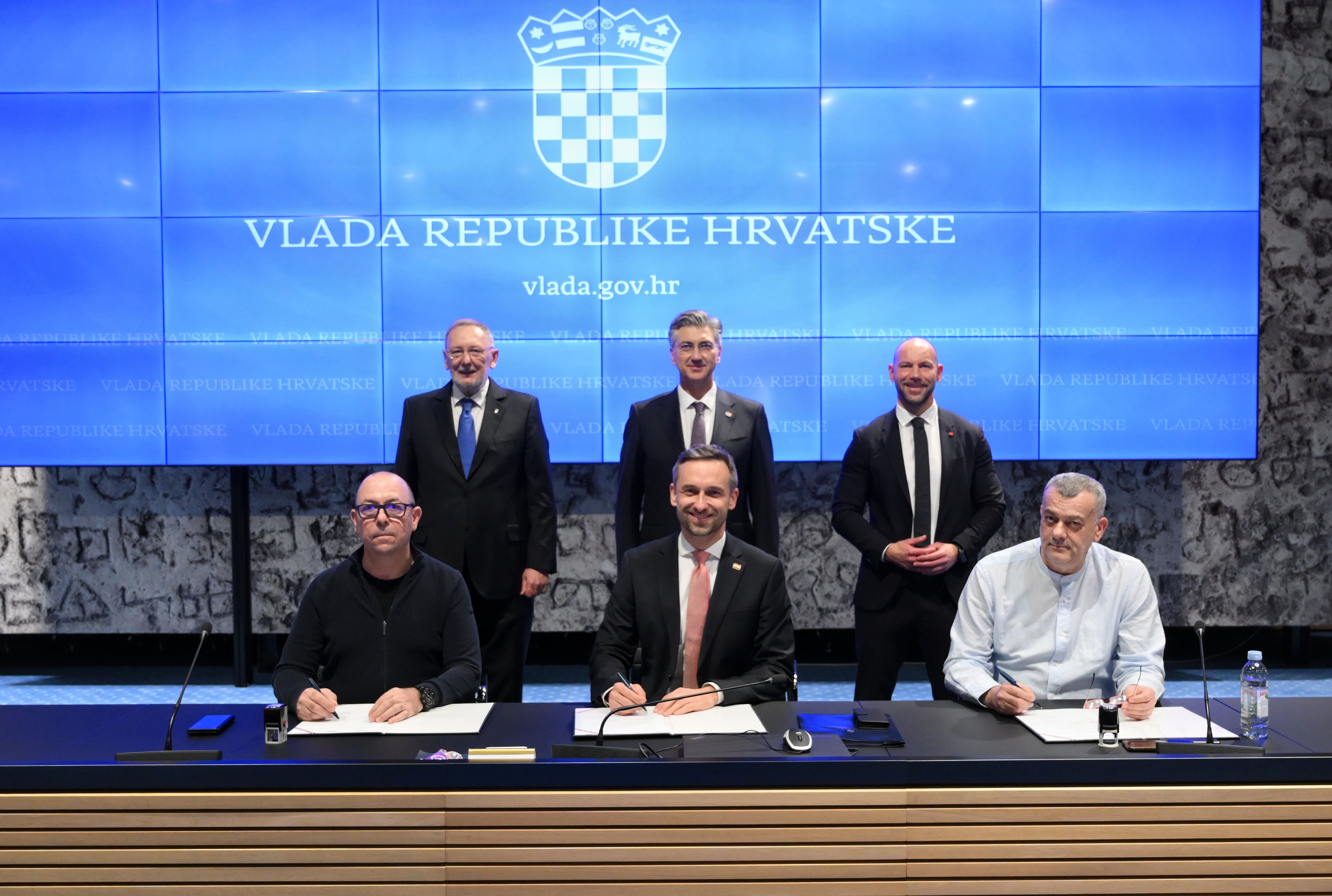 Slika /dokumenti/Vijesti/Czac4TuQ.jpeg