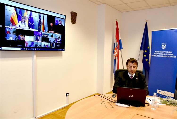 Slika /slike/2020/Socijalna%20politika%20foto/DSC_8762_.jpg