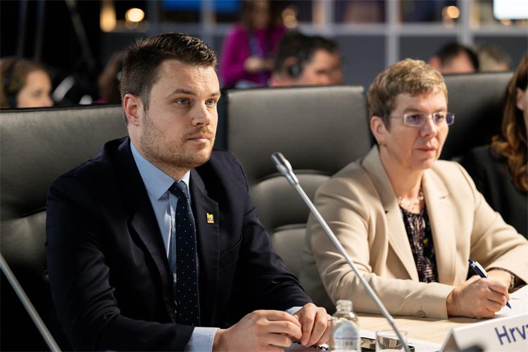 Slika /slike/2024/EU/53456342212_7e9b3f8531_o.jpg