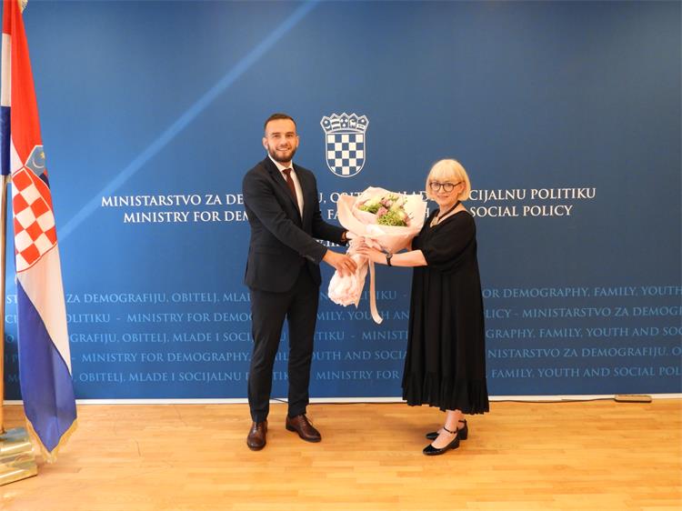 Slika /slike/aladrović/Primopredaja_24.7.2020(2).JPG