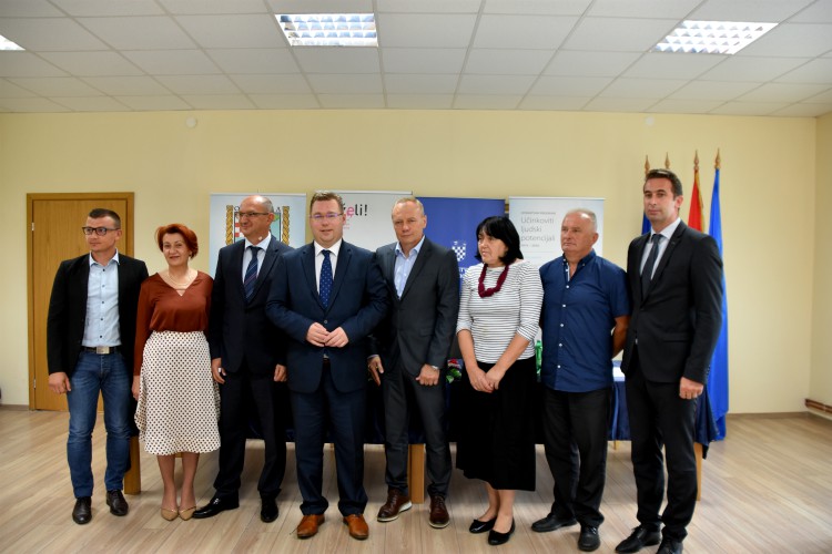 Slika /slike/srpanj/Rovišće.jpg